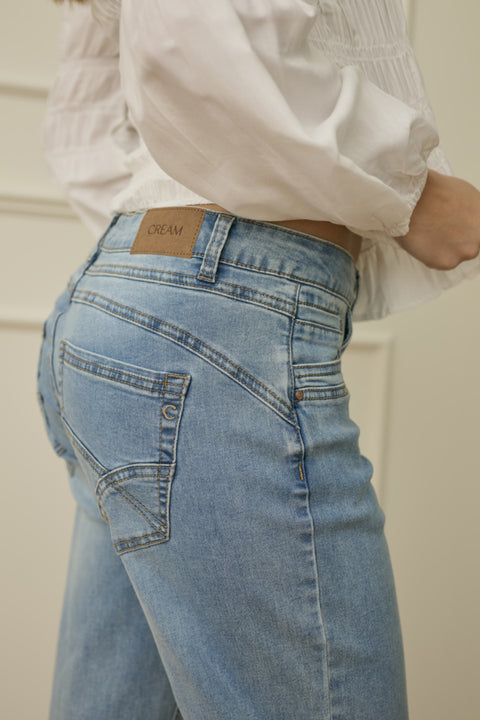 Cream Straight Leg Jeans - CoCo Fit