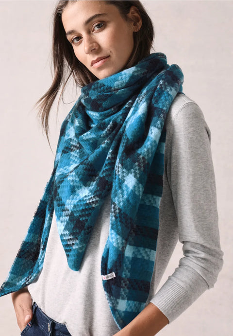 Cecil Checkered Scarf - Blue