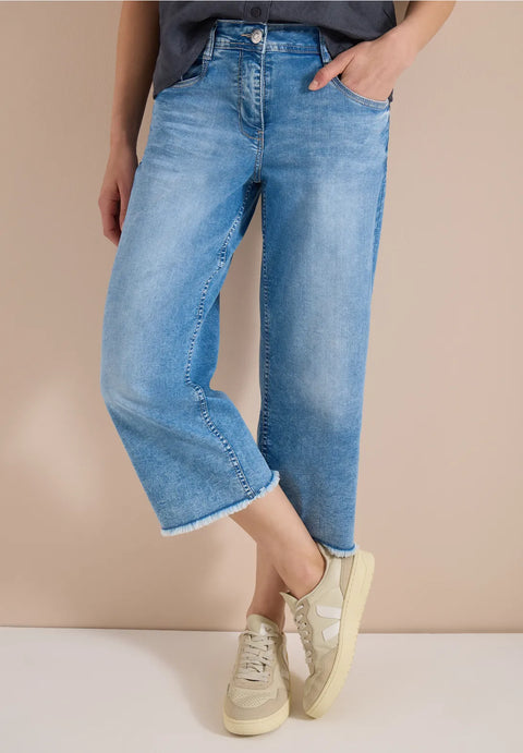 Cecil Neele 3/4 Length Wide Leg Jeans