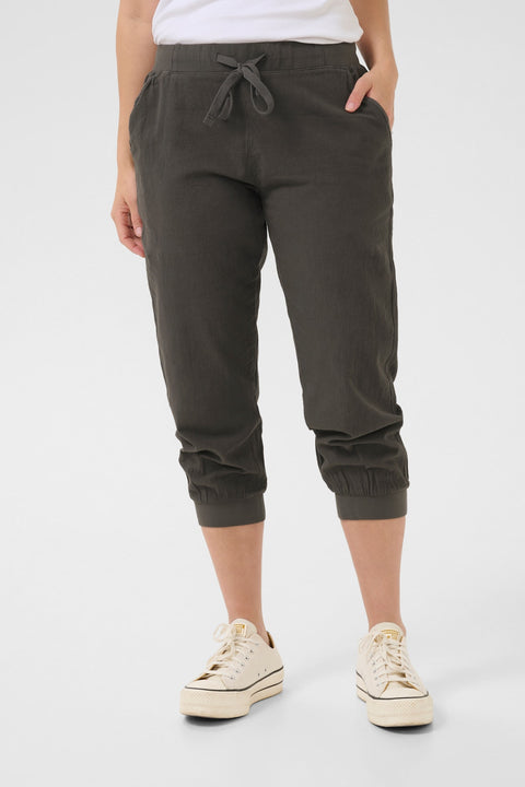 Kaffe Naya Capri Pants  - Black Oyster