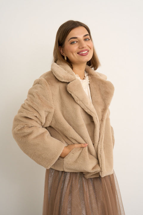 Kyla Faux Fur Jacket- Beige