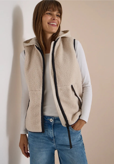 Cecil Teddy Vest with Detachable Hood- vanilla