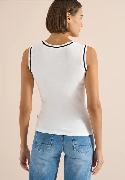 Cecil Top with round neck and contrasting detail - Vanilla white
