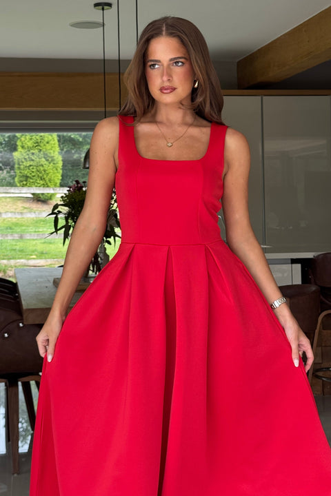 Girl in Mind  Erica Square Neck Pleated Midi Dress Red