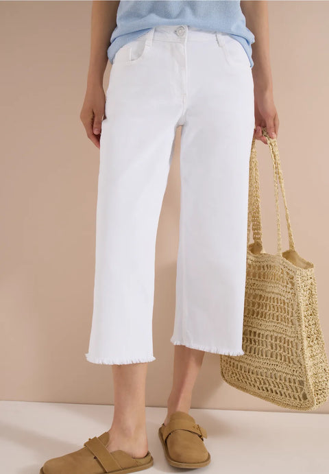 Cecil Neele White 3/4 Length Jeans