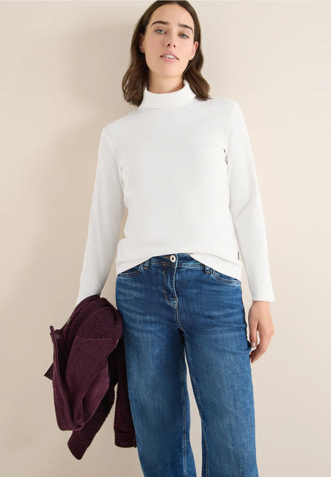 Cecil Turtle Neck Rib Top - White