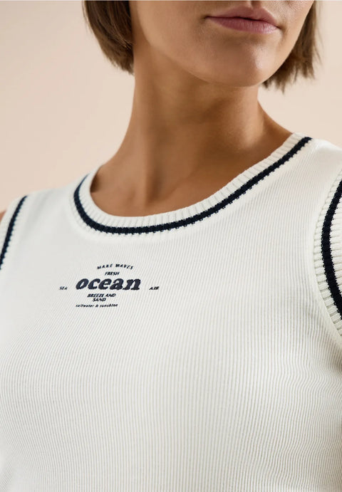 Cecil Top with round neck and contrasting detail - Vanilla white