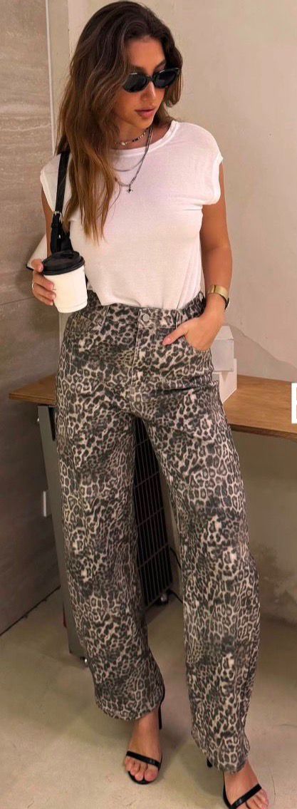 Kyla Barrell Leg Jeans- Leopard Print