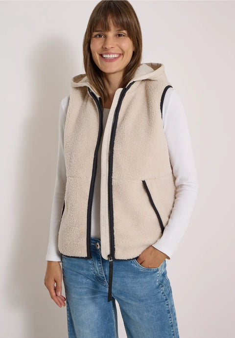 Cecil Teddy Vest with Detachable Hood- vanilla