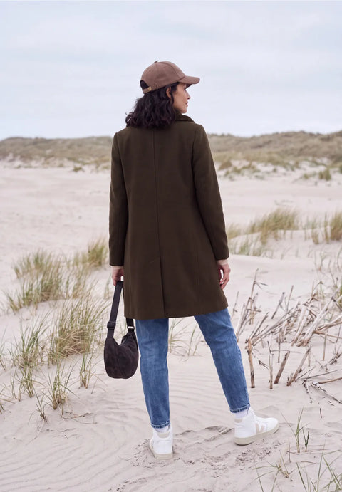Cecil Wool Revers Coat with fir Inlay