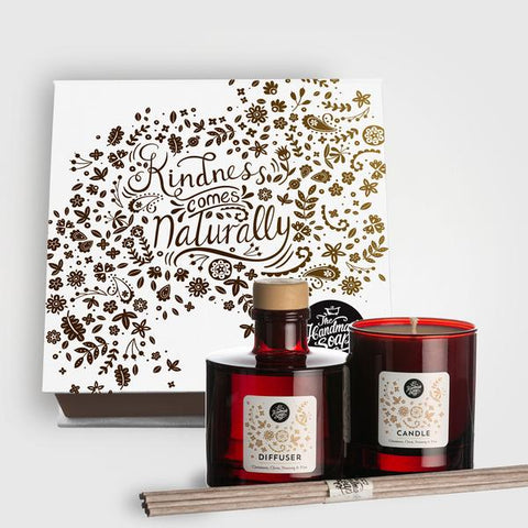 Handmade Soap Co. GiftBox Christmas Gift Box Candle & Diffuser